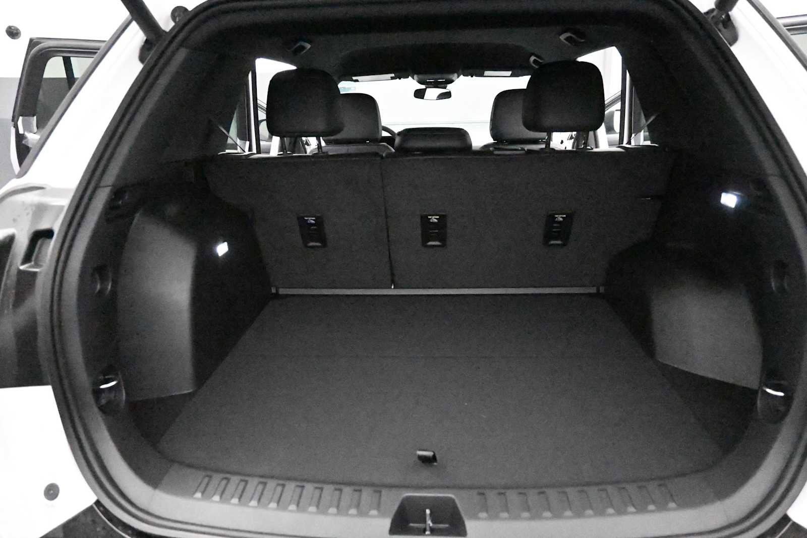New 2026 GMC Terrain AT4 AWD/4WD image 10