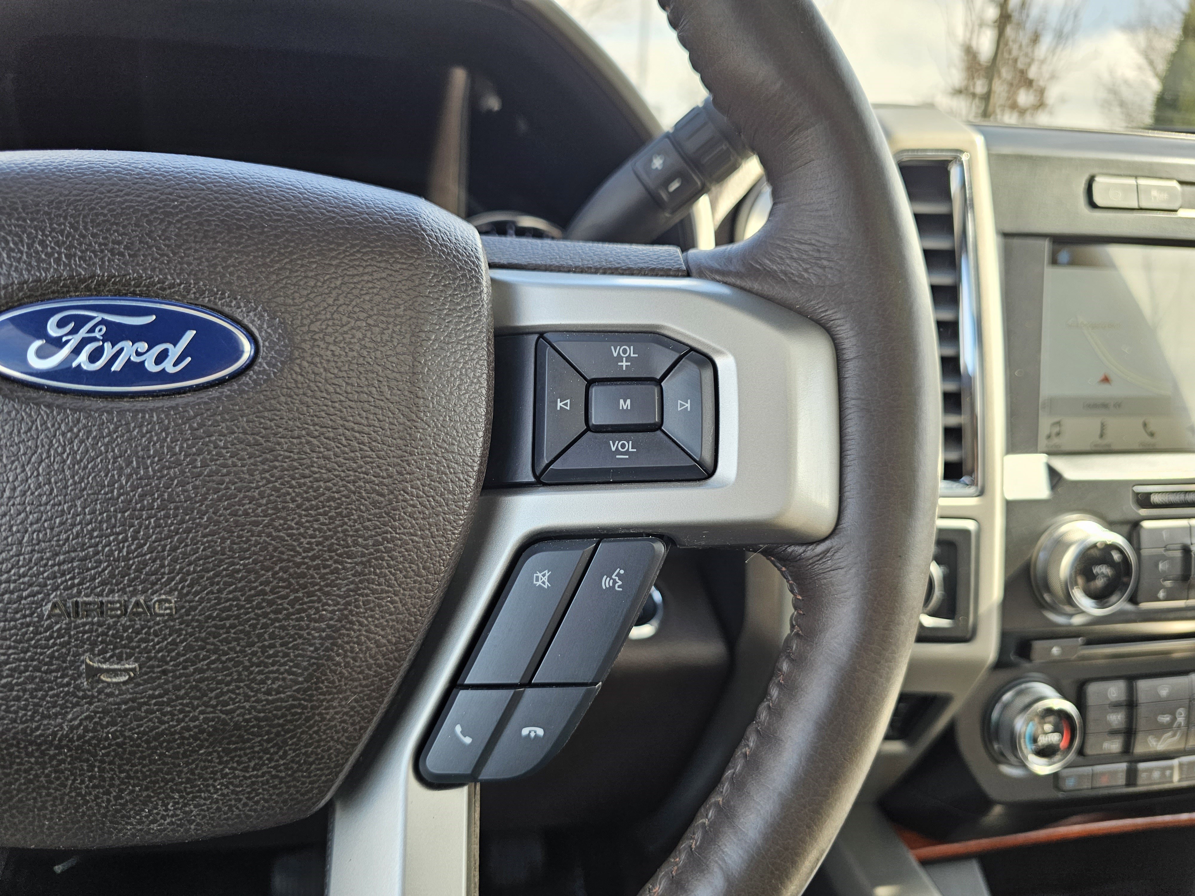 Used 2017 Ford F250 King Ranch w/ King Ranch Ultimate Package image 40