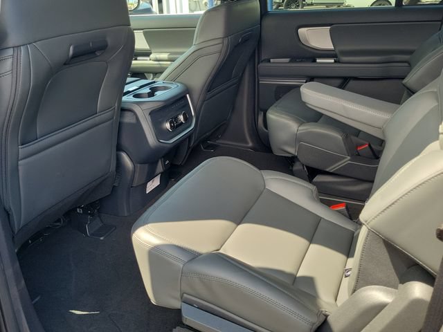New 2027 Ford Expedition Max Active RWD image 11