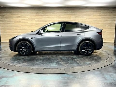 Used 2025 Tesla Model Y Long Range AWD/4WD image 15