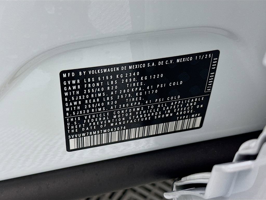 New 2026 Volkswagen Tiguan SEL R-Line image 7