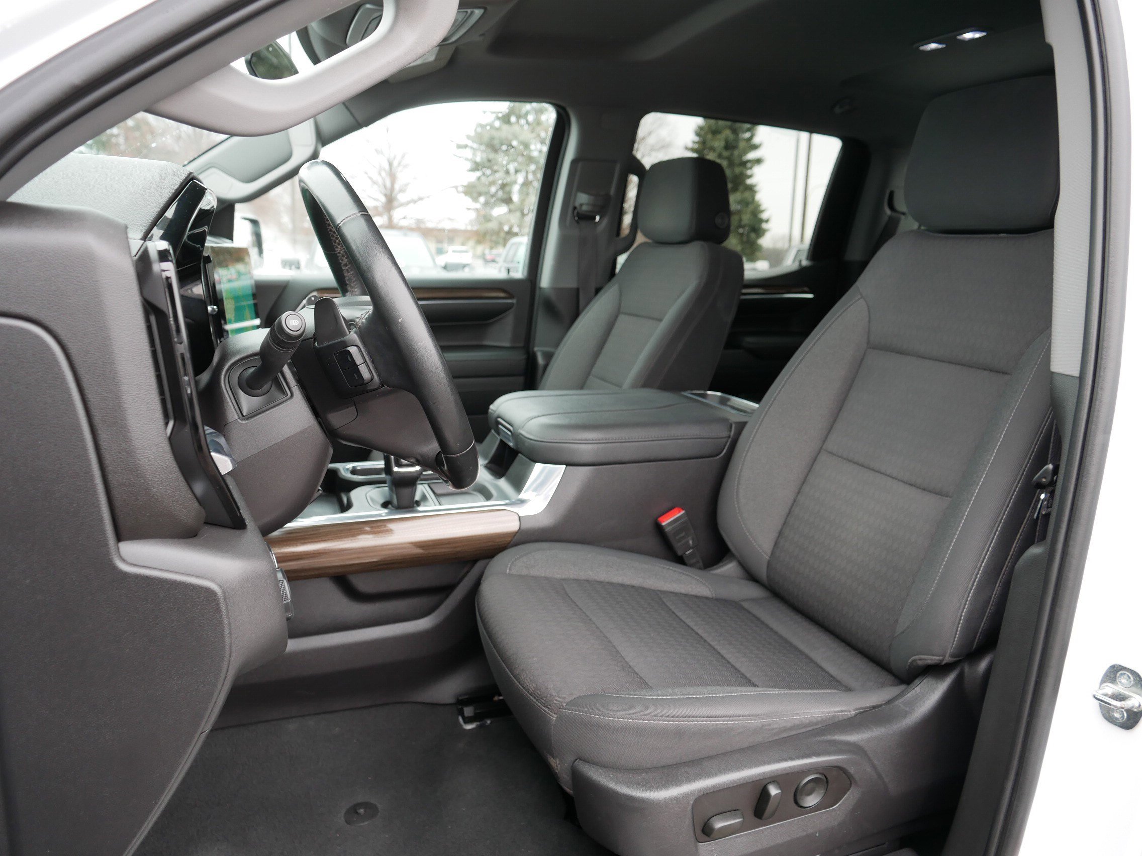 Used 2023 Chevrolet Silverado 1500 LT Trail Boss w/ Protection Package image 34