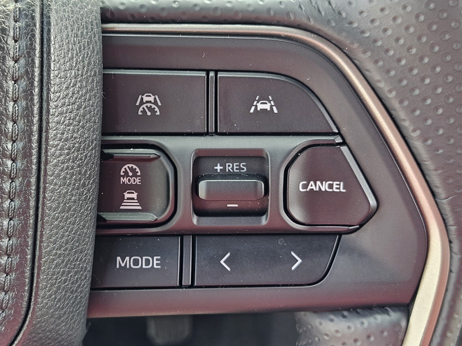 Certified 2025 Toyota 4Runner SR5 RWD image 23