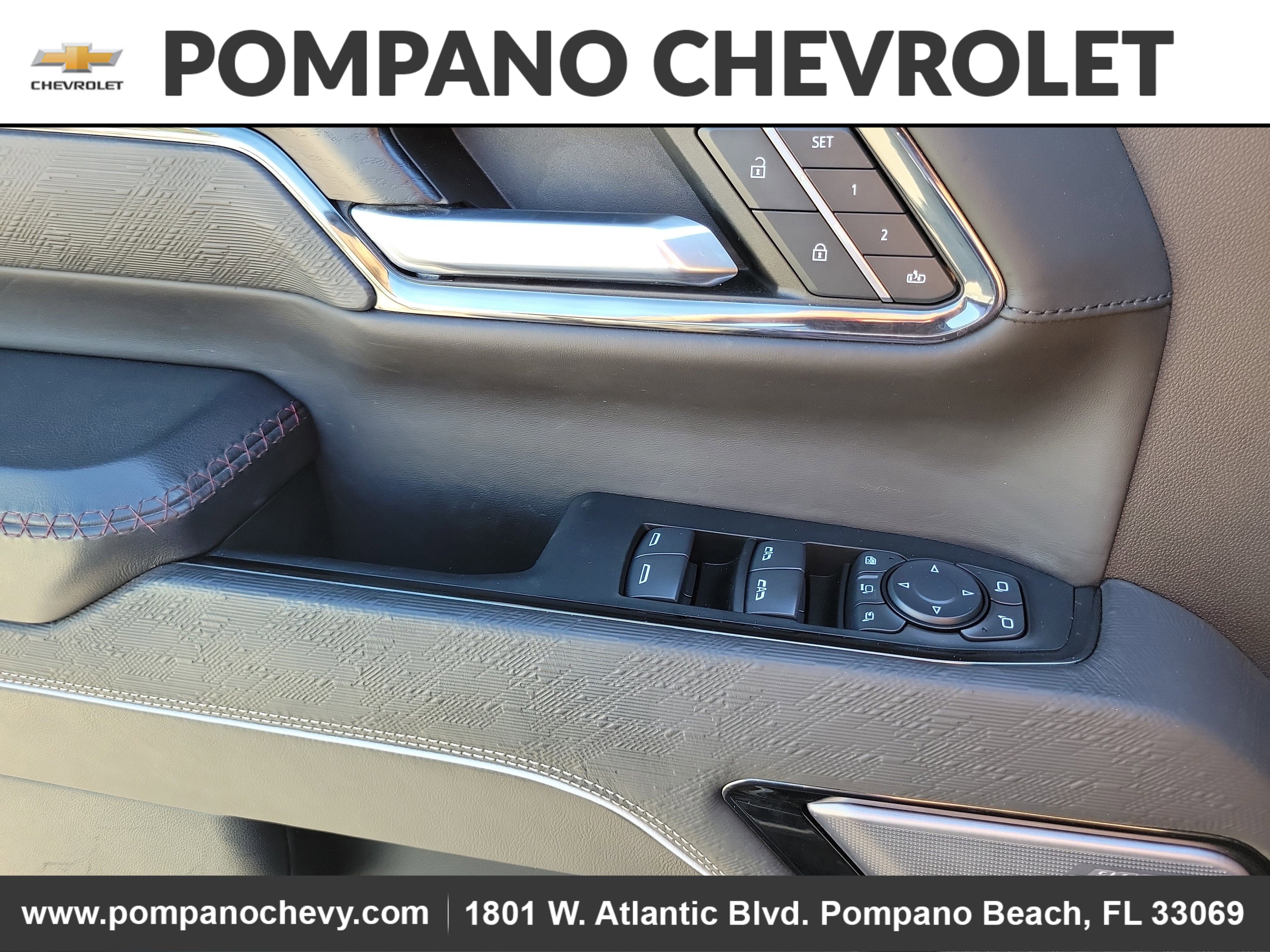 Used 2024 GMC Sierra 2500 AT4X image 16