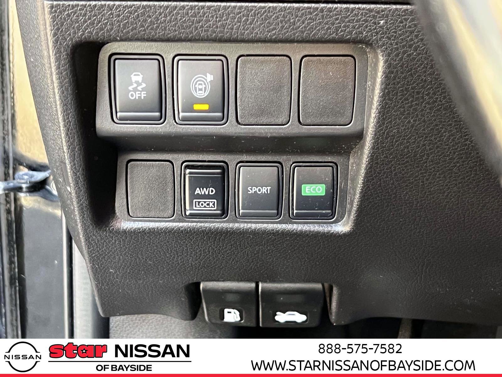 Used 2017 Nissan Rogue SV image 20