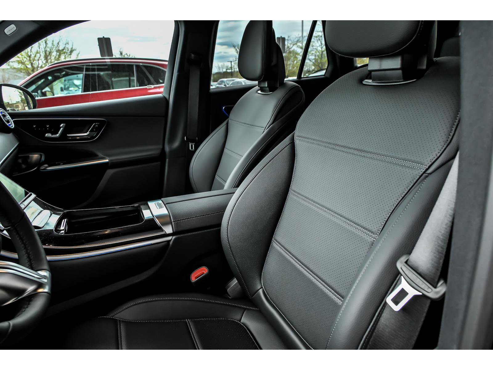 New 2026 Mercedes-Benz GLC 300 4MATIC image 7