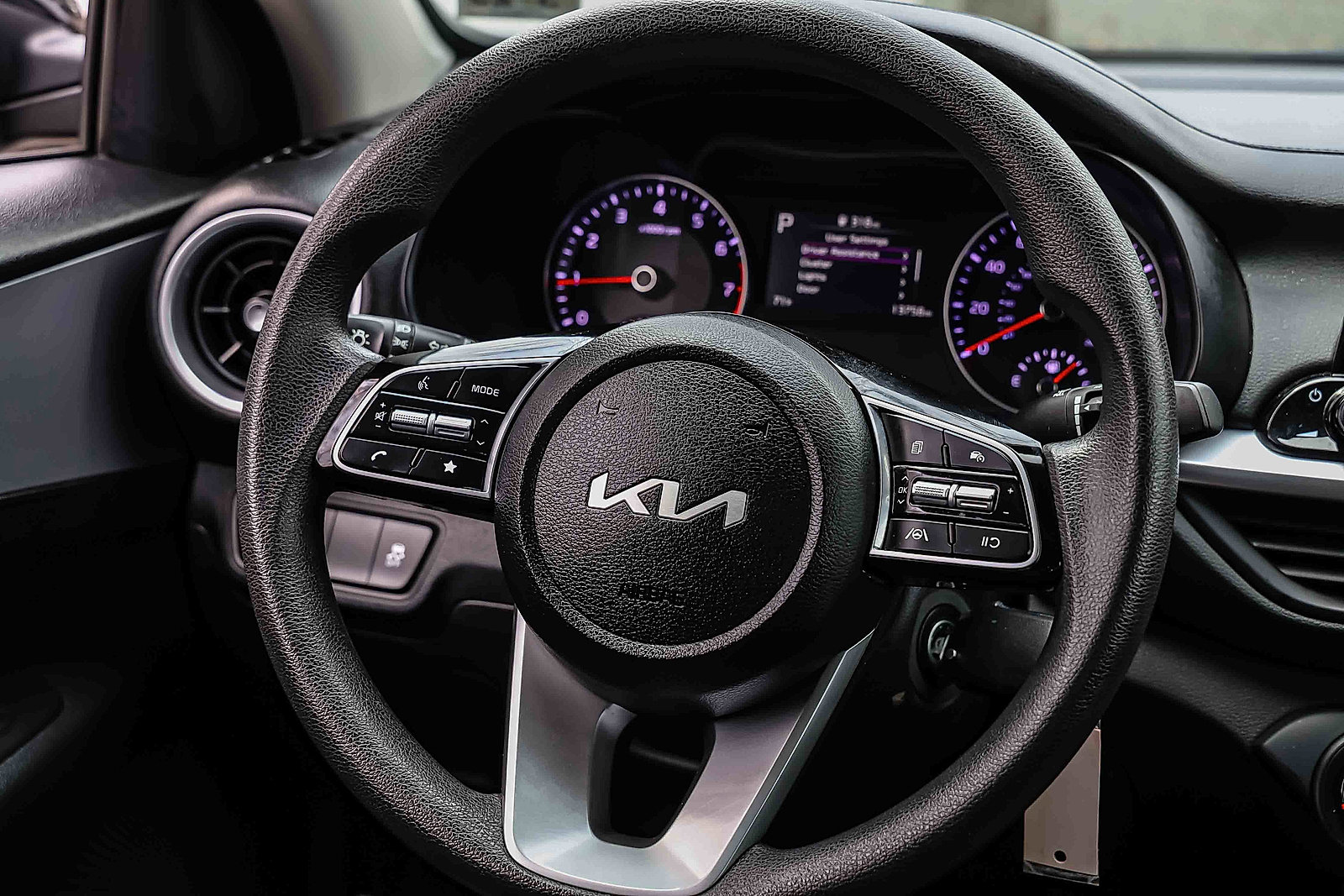 Certified 2024 Kia Forte LXS w/ LXS Technology Package image 9