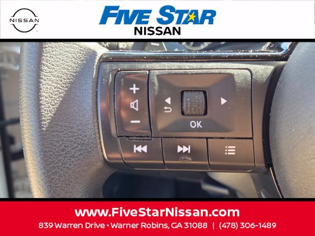 Used 2021 Nissan Rogue SV FWD image 24