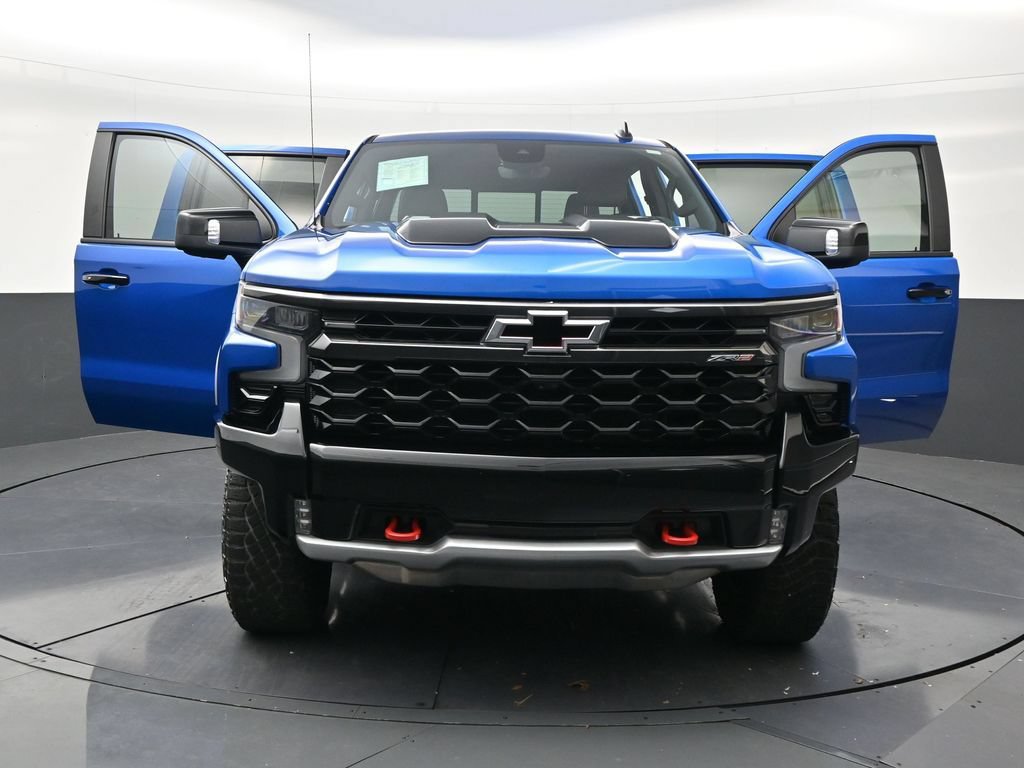 Used 2024 Chevrolet Silverado 1500 ZR2 w/ Technology Package AWD/4WD image 35