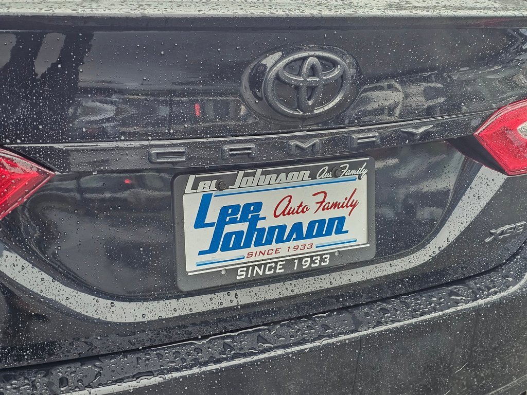 Used 2019 Toyota Camry XSE image 25