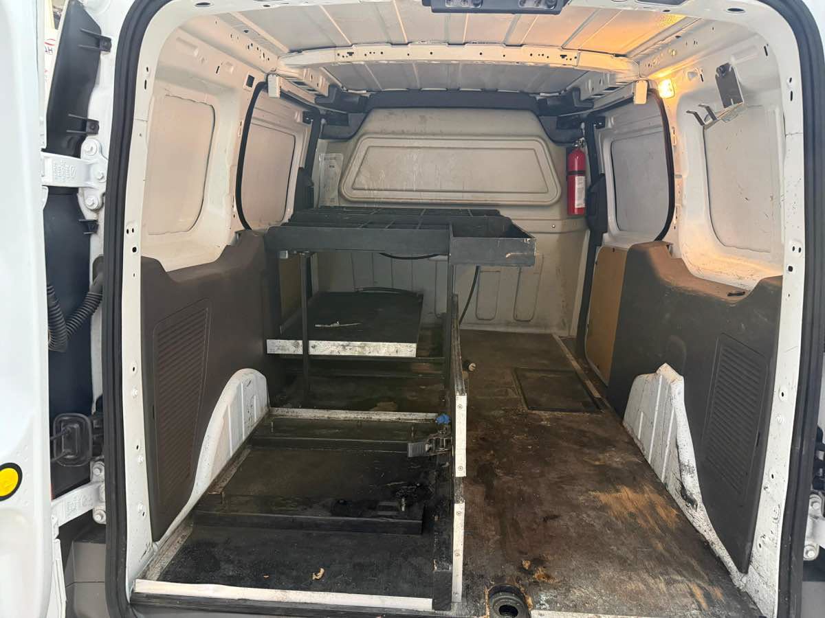 Used 2021 Ford Transit Connect XL FWD image 38