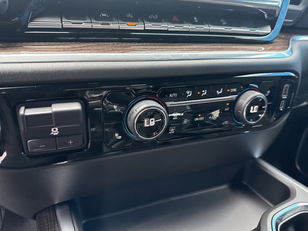 New 2026 Chevrolet Silverado 1500 RST w/ Dark Appearance Package image 25