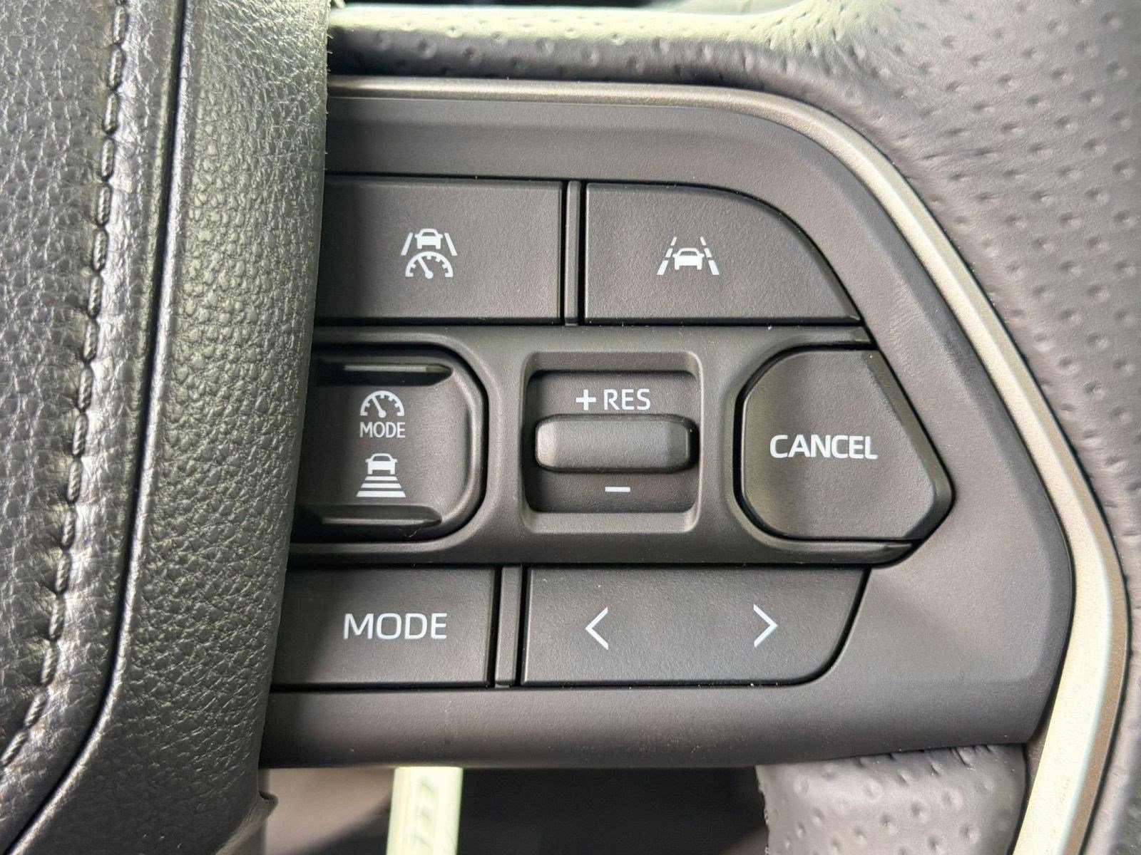 New 2026 Toyota 4Runner 4WD image 22