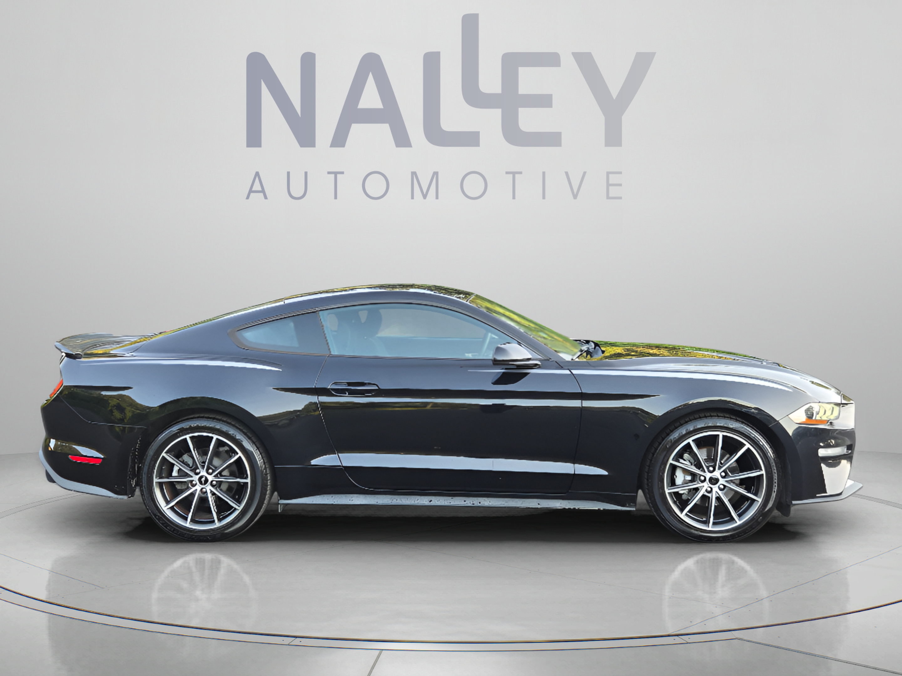 Used 2018 Ford Mustang Coupe w/ Wheel & Stripe Package RWD image 6