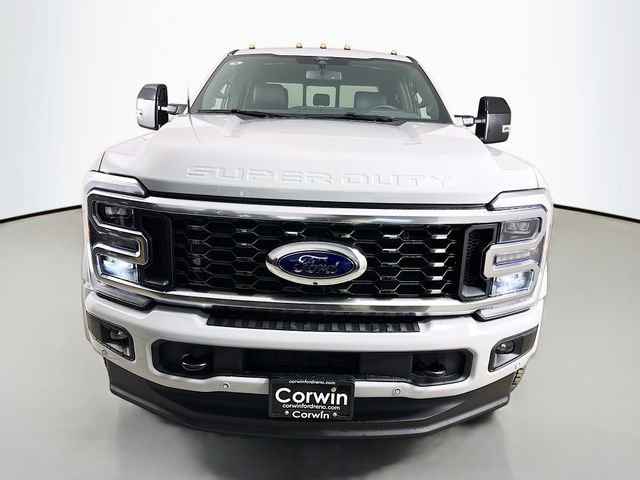 New 2026 Ford F450 Platinum image 2
