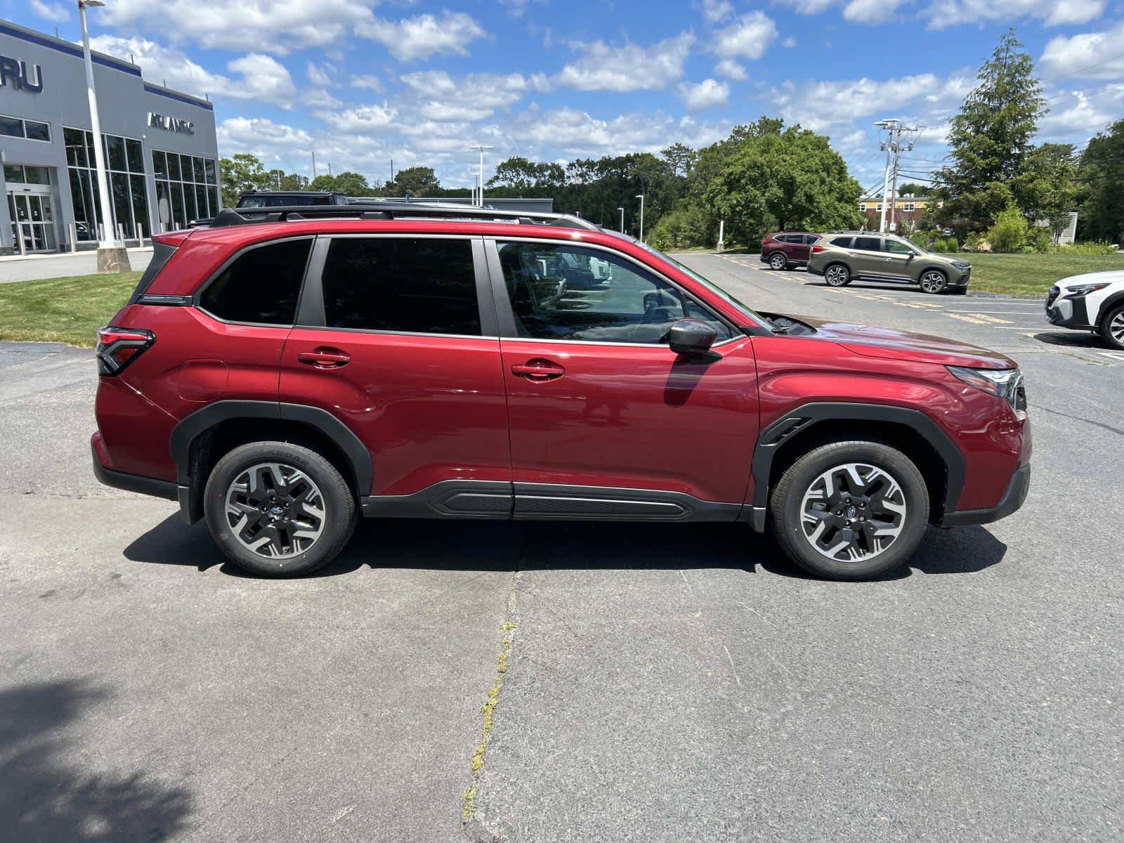 Used 2026 Subaru Forester Premium AWD/4WD image 2