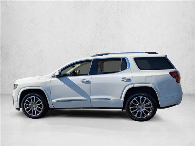 Used 2023 GMC Acadia Denali image 3