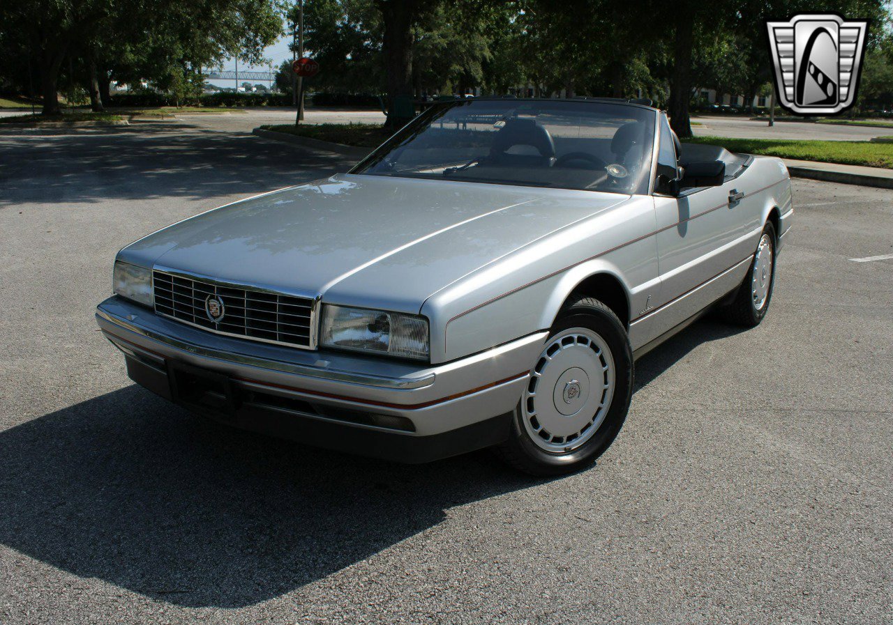 Used 1991 Cadillac Allante image 6