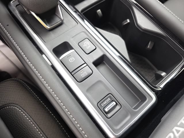 New 2026 Nissan Pathfinder SL FWD image 33