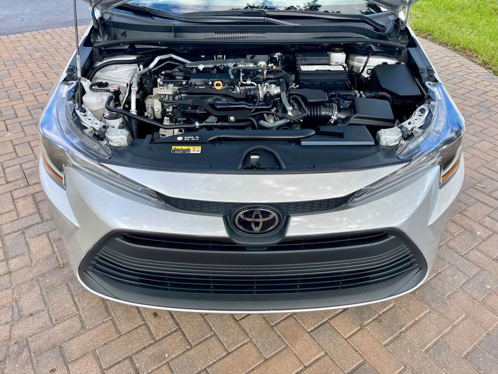 Used 2024 Toyota Corolla LE image 16