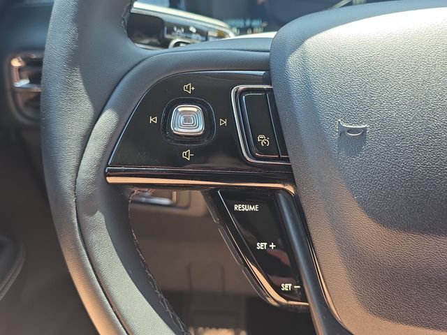 Used 2024 Lincoln Corsair AWD w/ Equipment Group 101A image 17
