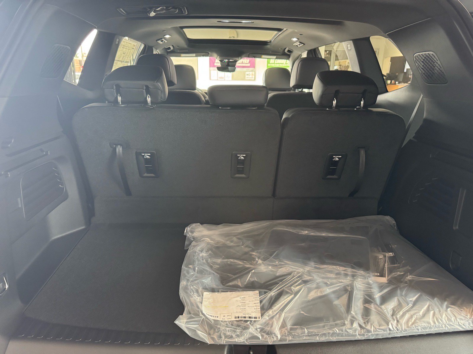 New 2027 GMC Acadia Elevation w/ Black Edition AWD/4WD image 8