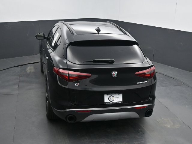 Used 2022 Alfa Romeo Stelvio Ti w/ Active Assist Plus Package AWD/4WD image 47