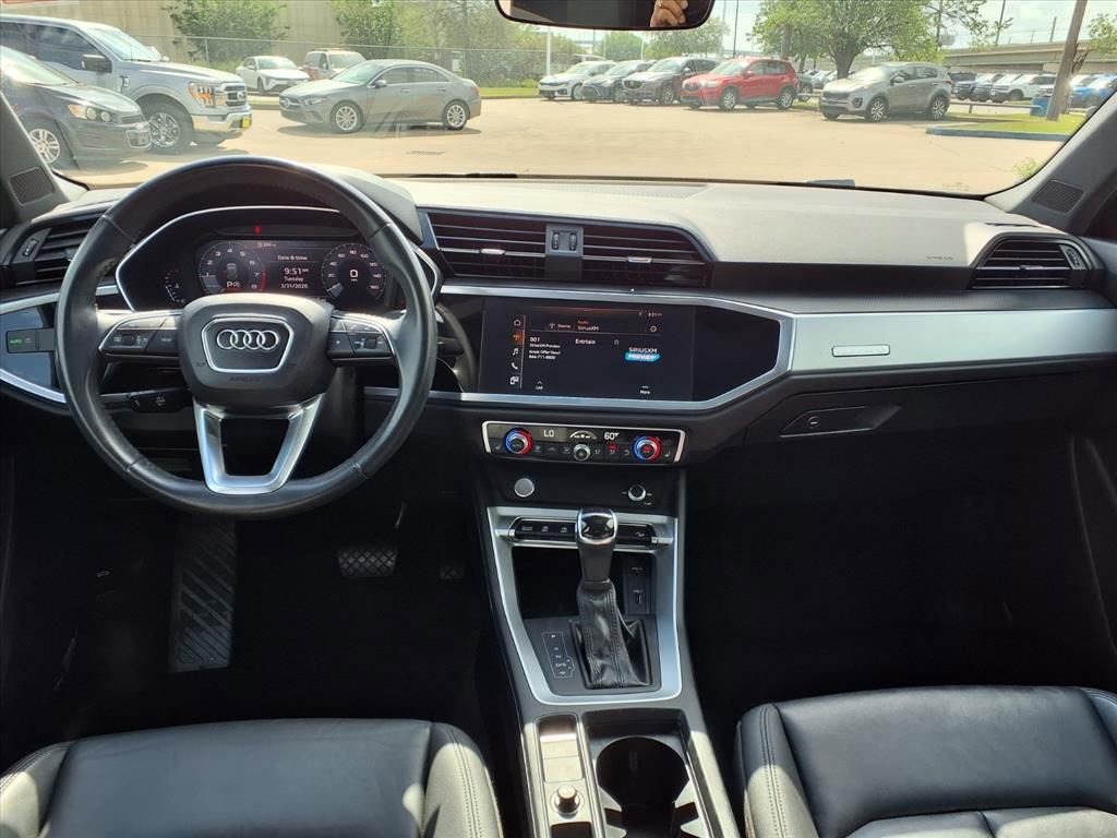Used 2019 Audi Q3 2.0T Premium w/ Convenience Package image 9