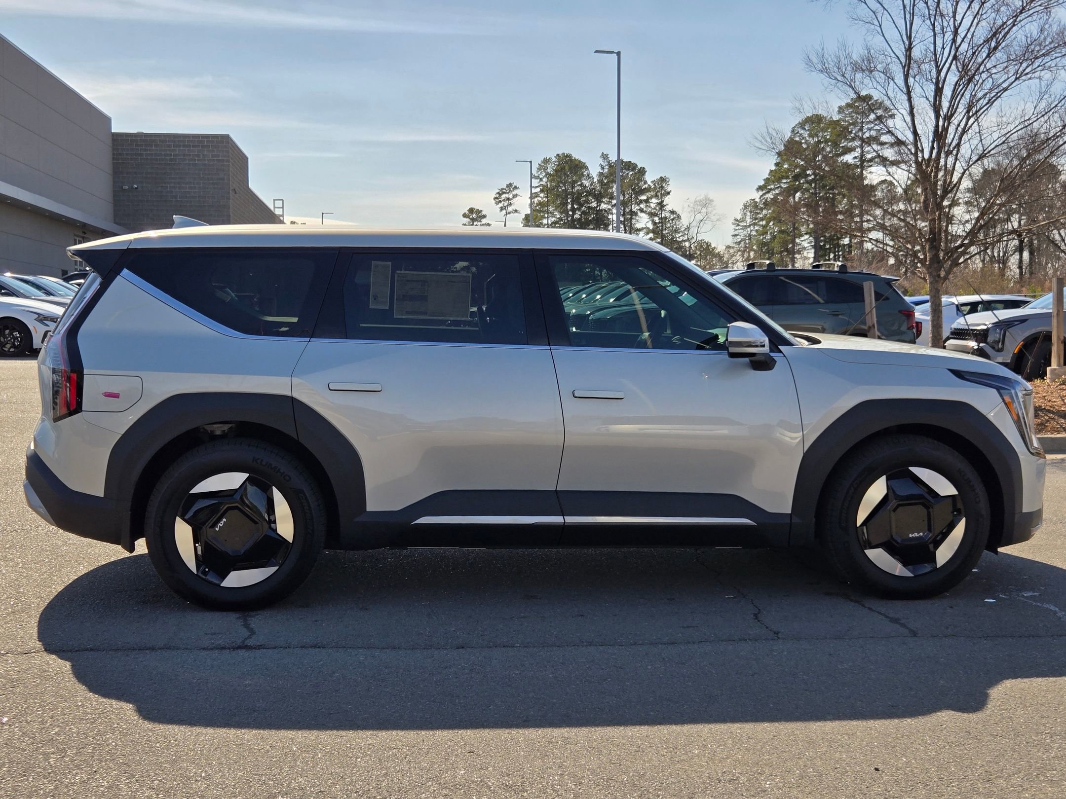 New 2026 Kia EV9 Light RWD image 8