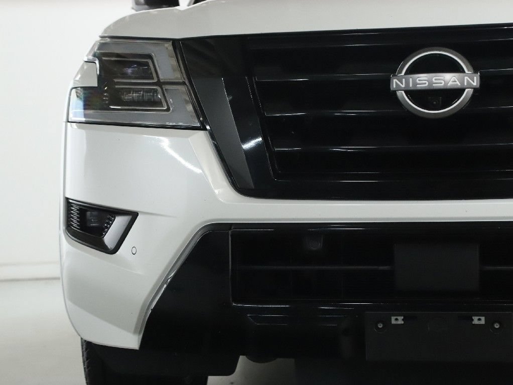 Used 2022 Nissan Armada SL w/ Midnight Edition Package RWD image 7