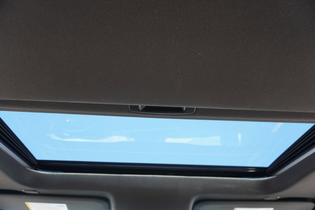 Used 2024 Chevrolet Silverado 1500 ZR2 AWD/4WD image 16