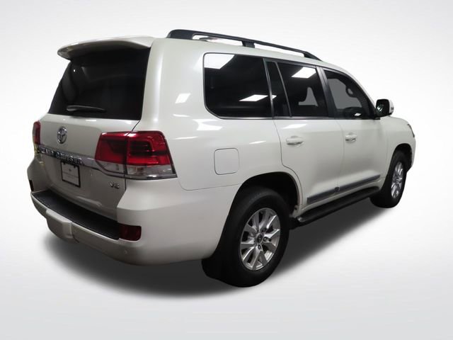 Used 2016 Toyota Land Cruiser image 5