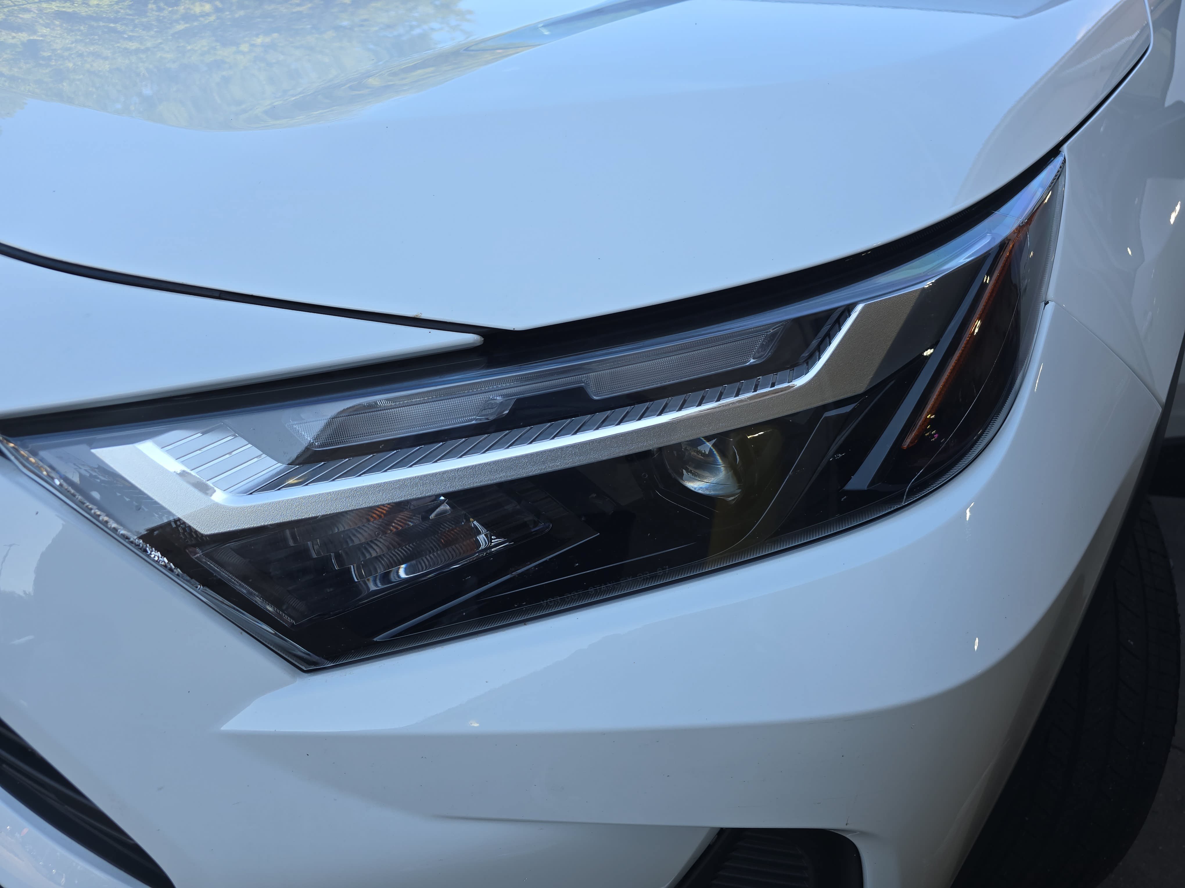 Certified 2025 Toyota RAV4 LE AWD/4WD image 29