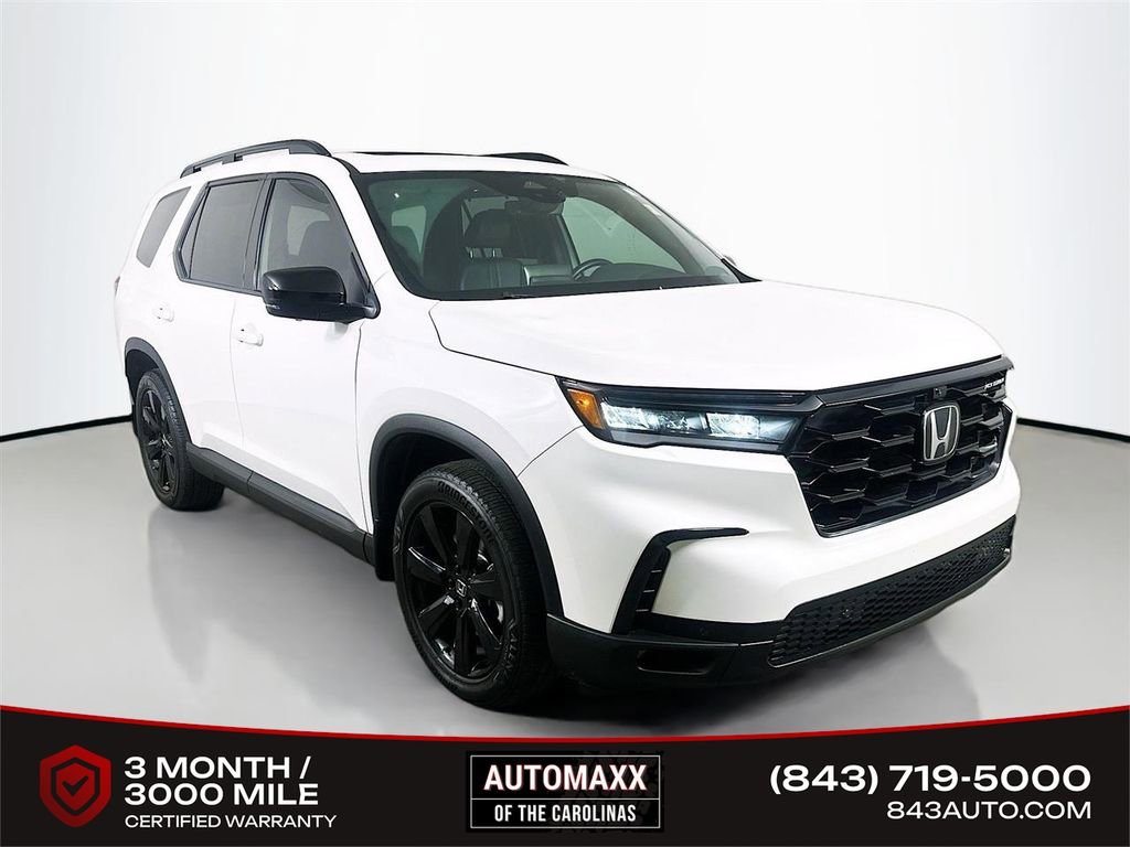 Used 2025 Honda Pilot Black Edition image 1
