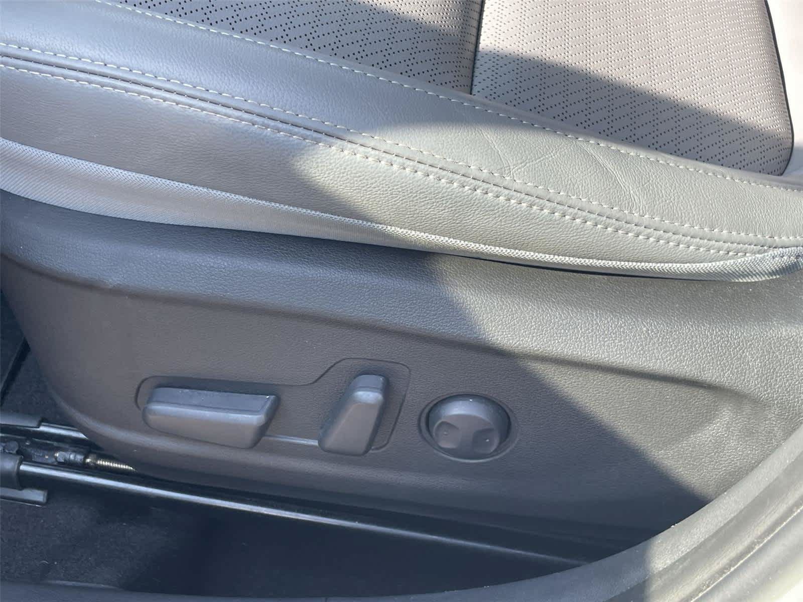 Used 2020 Hyundai Kona Ultimate AWD/4WD image 13