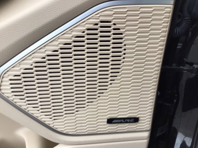 Used 2022 Jeep Grand Cherokee Limited image 26