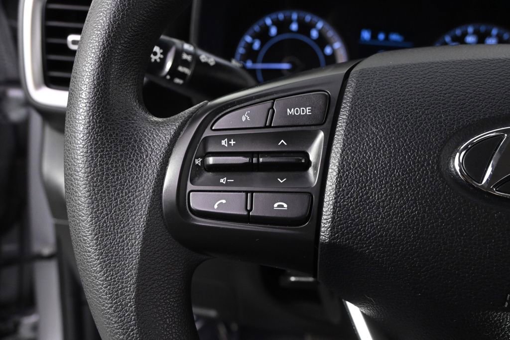 Used 2021 Hyundai Venue SE image 32