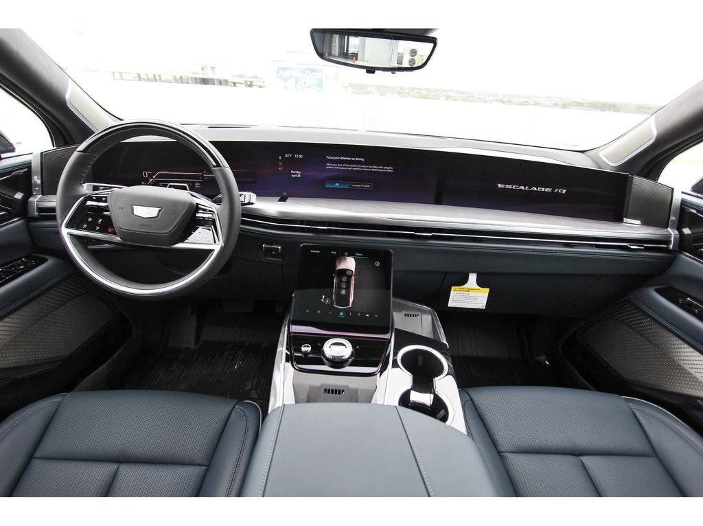 New 2025 Cadillac Escalade IQ Luxury 2 image 9