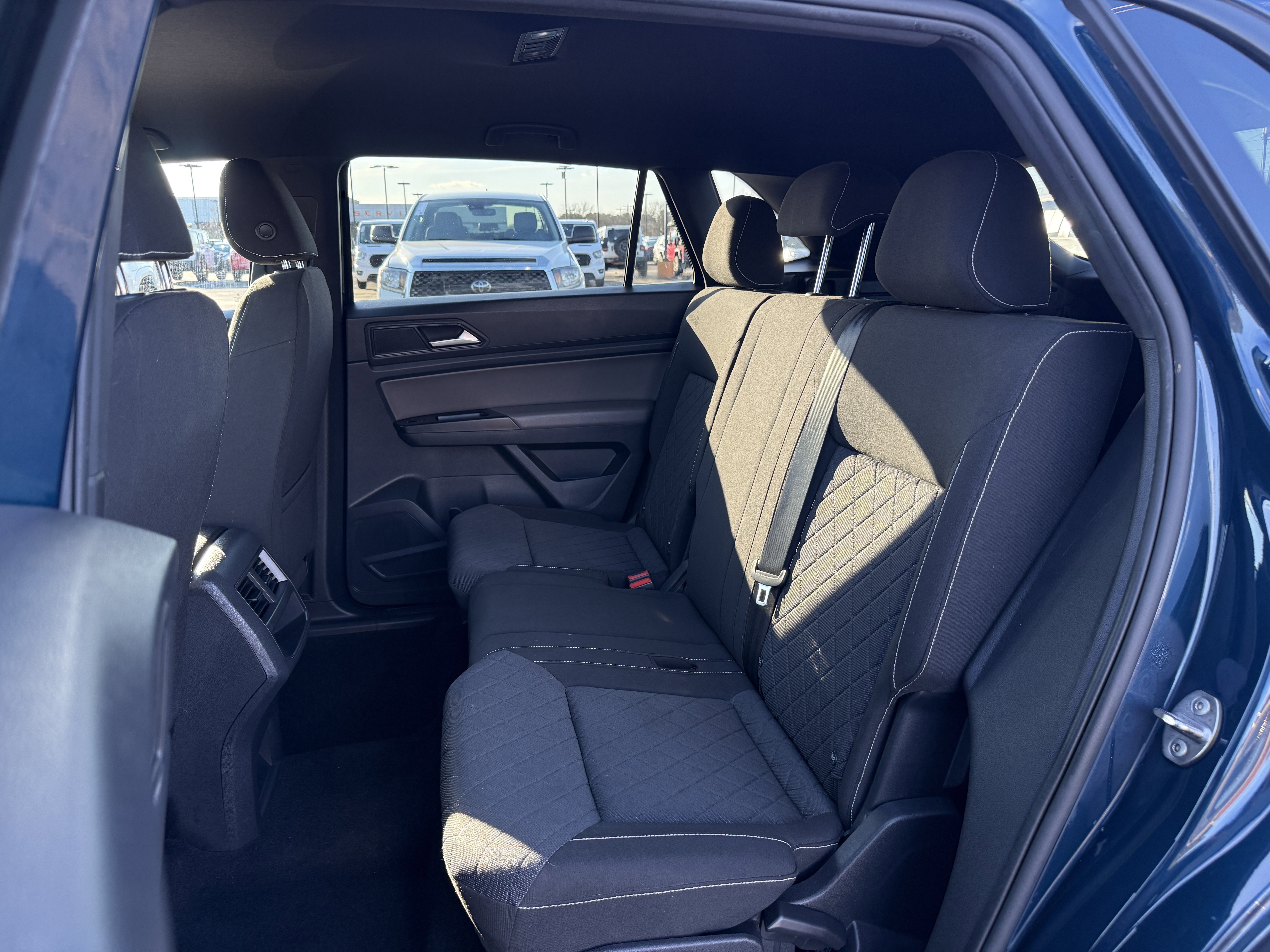 Used 2021 Volkswagen Atlas Cross Sport S FWD image 32