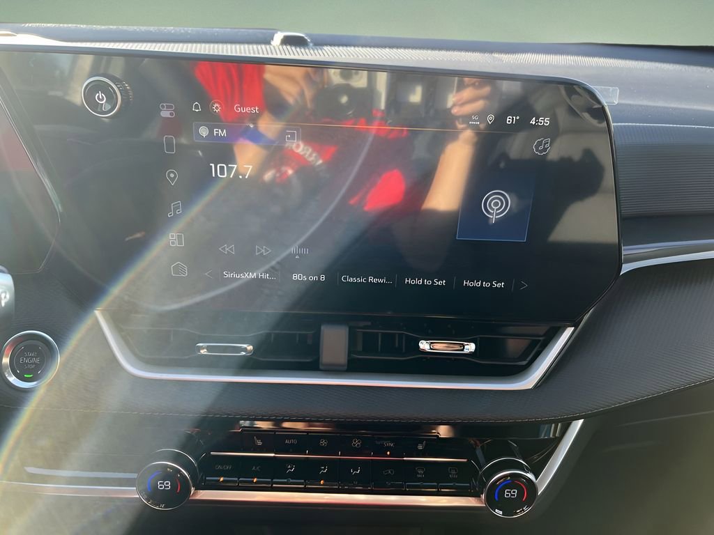 New 2026 Chevrolet Equinox LT w/ Convenience Package II image 13