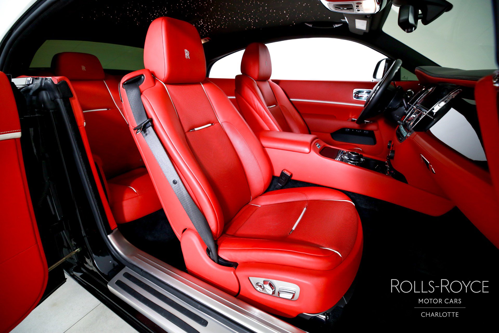 Used 2020 Rolls-Royce Wraith image 23