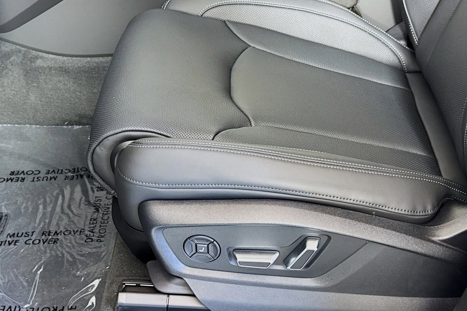 New 2025 Audi Q7 3.0T Prestige image 17