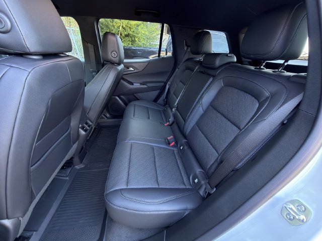 New 2027 Chevrolet Equinox LT w/ Convenience Package II FWD image 20