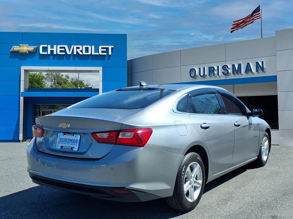 Used 2024 Chevrolet Malibu LS image 3