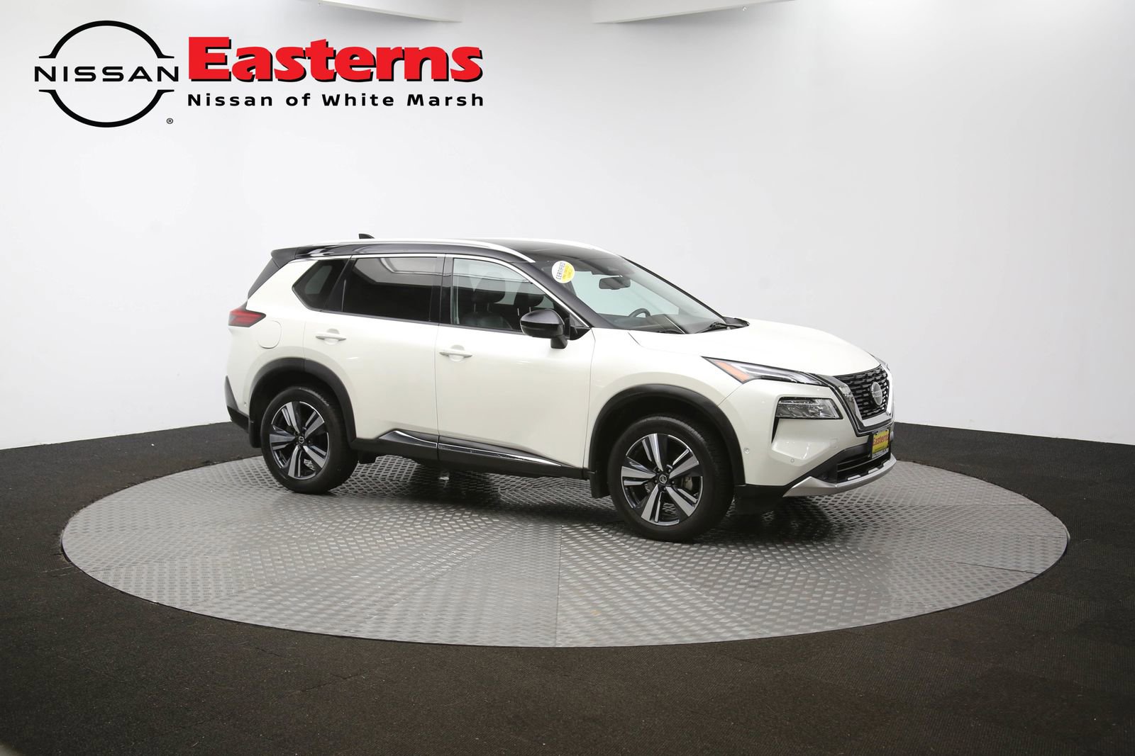 Used 2021 Nissan Rogue Platinum image 88