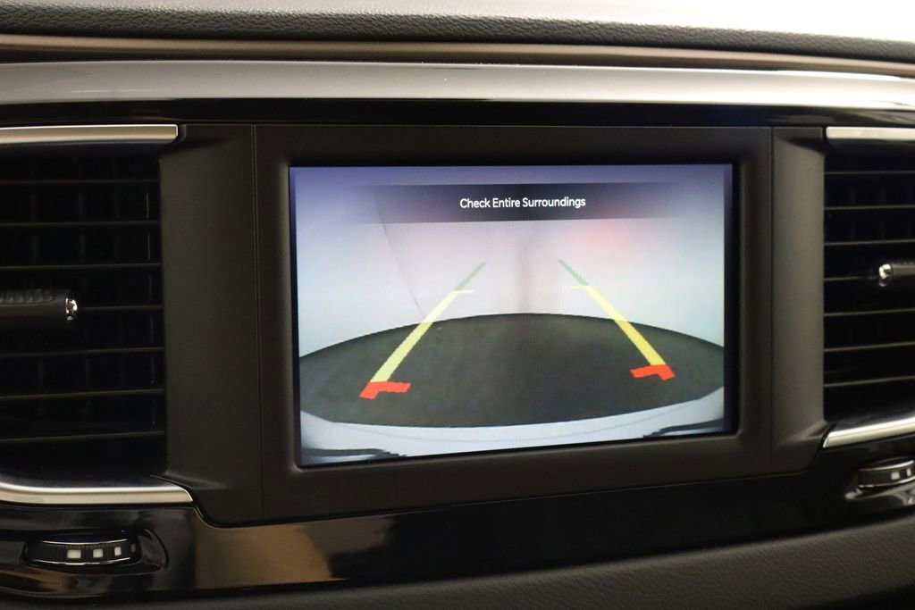 Used 2023 Chrysler Voyager LX FWD image 35