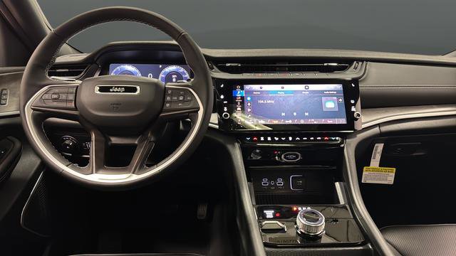 New 2026 Jeep Grand Cherokee Limited w/ Luxury Tech Group II image 11