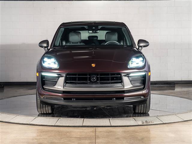 Used 2026 Porsche Macan AWD/4WD image 6