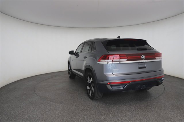 Used 2024 Volkswagen Atlas Cross Sport SE image 13