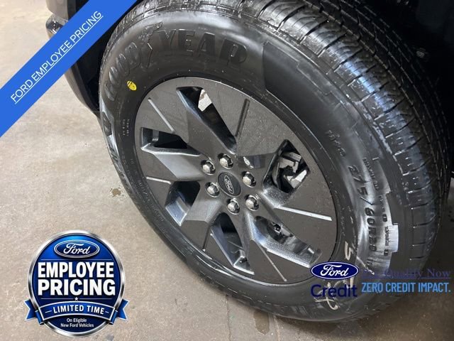 New 2025 Ford F150 Lightning Flash AWD/4WD image 22